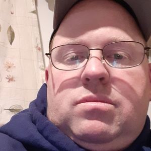 Meet your Posher, Stephen